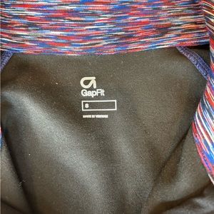 Light weight half zipped top
